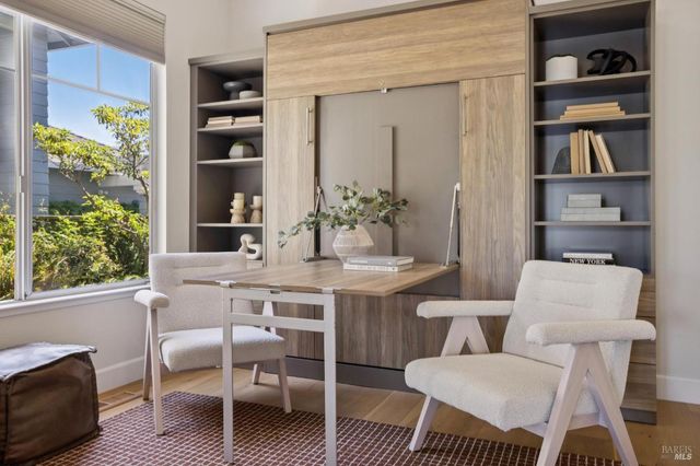 255 Baypoint Dr, San Rafael, CA 94901