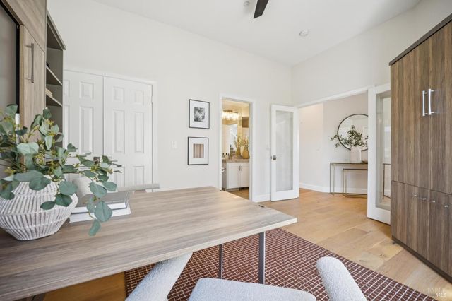 255 Baypoint Dr, San Rafael, CA 94901