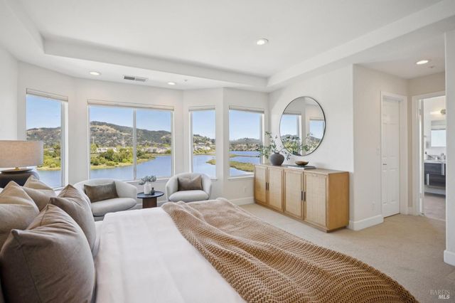 255 Baypoint Dr, San Rafael, CA 94901