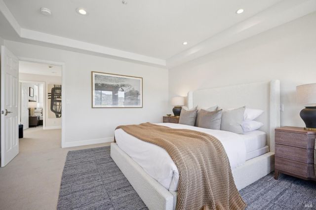 255 Baypoint Dr, San Rafael, CA 94901