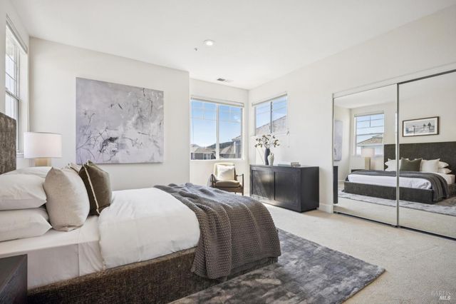 255 Baypoint Dr, San Rafael, CA 94901