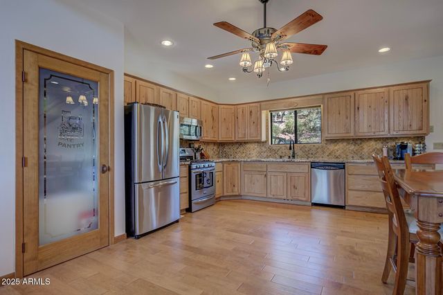 4037 W Sage Court, Pine, AZ 85544