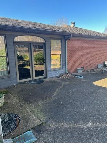 1842 Highway 641, S, Camden, TN 38320