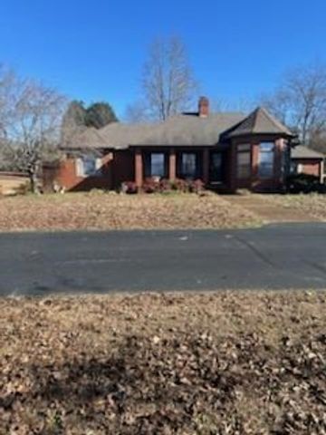 1842 Highway 641, S, Camden, TN 38320