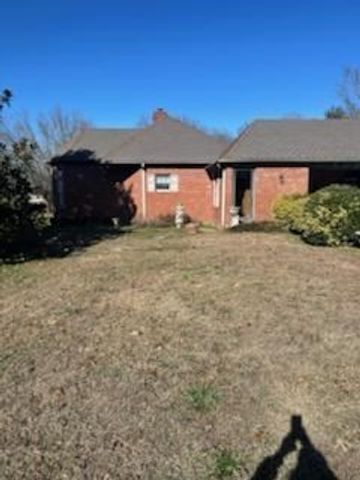 1842 Highway 641, S, Camden, TN 38320