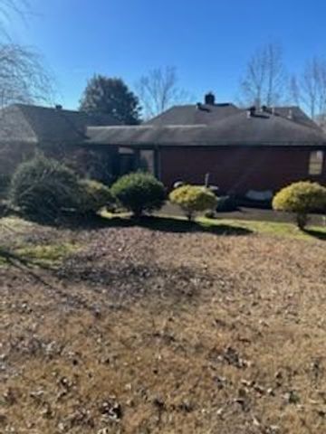1842 Highway 641, S, Camden, TN 38320