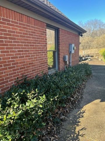 1842 Highway 641, S, Camden, TN 38320