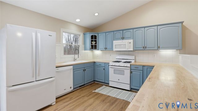 2715 Ravenwood Rd, Goochland, VA 23038