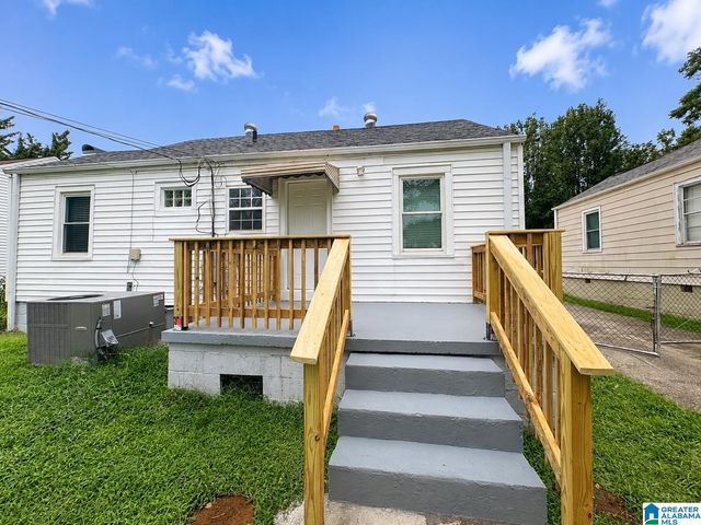 205 JUNE AVENUE, Hueytown, AL 35023
