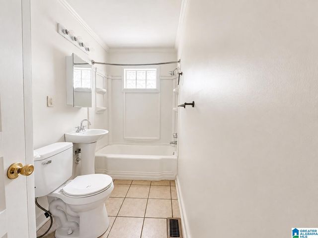 205 JUNE AVENUE, Hueytown, AL 35023