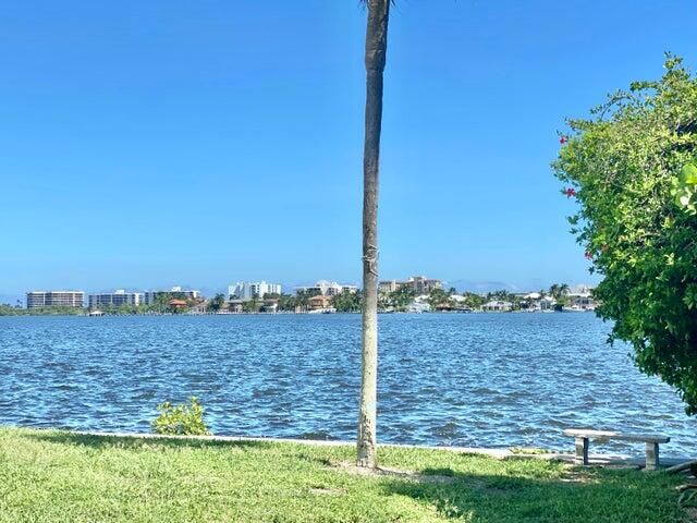 890 N Federal Highway 202, Lantana, FL 33462