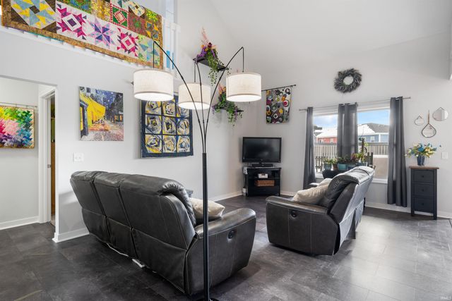 348 Edenbridge Boulevard, Fort Wayne, IN 46845