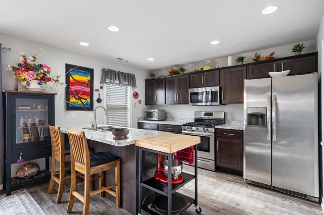 348 Edenbridge Boulevard, Fort Wayne, IN 46845