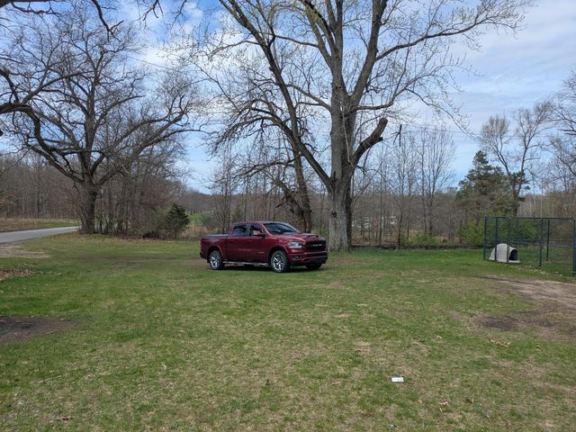 9320 E Division Road, Knox, IN 46534