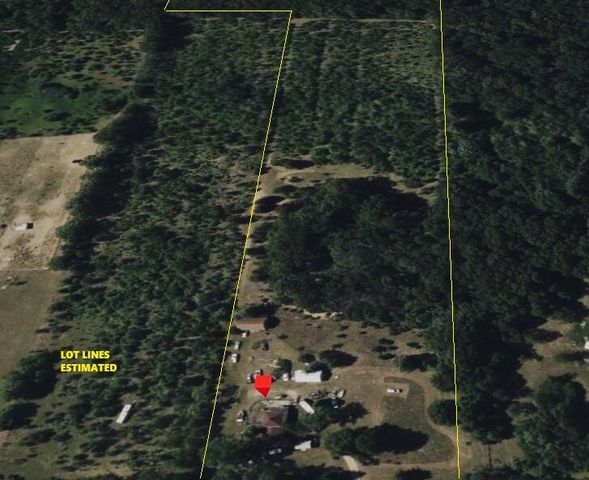 9320 E Division Road, Knox, IN 46534