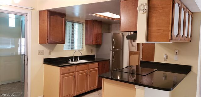 5156 Gray Lane A, Las Vegas, NV 89119