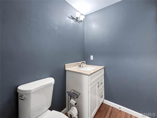 1020 Nancy Drive, O'fallon, IL 62269