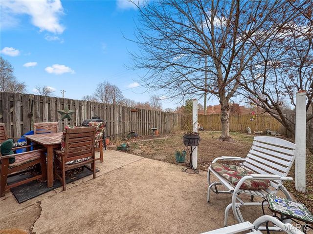 1020 Nancy Drive, O'fallon, IL 62269