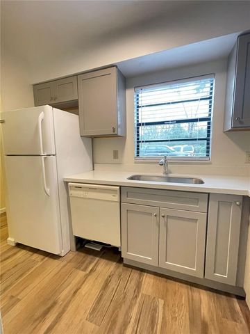 914 SW 59TH TERRACE A, Gainesville, FL 32607