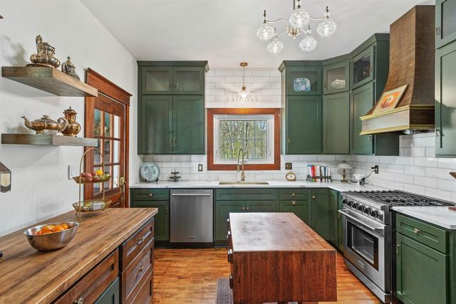 426 E NORTH LAKE STREET, Hancock, WI 54943