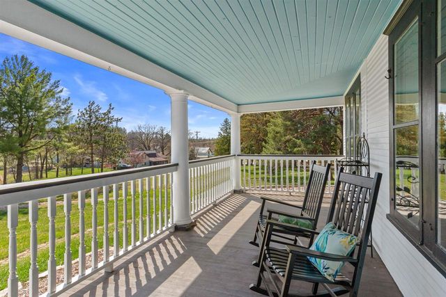 426 E NORTH LAKE STREET, Hancock, WI 54943