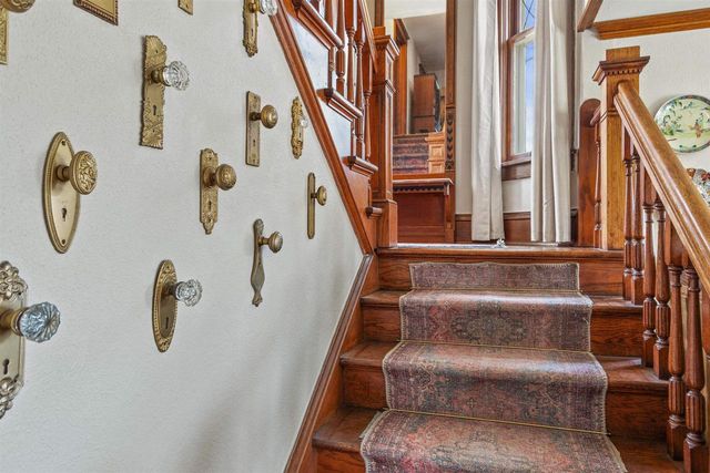 426 E NORTH LAKE STREET, Hancock, WI 54943