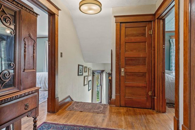 426 E NORTH LAKE STREET, Hancock, WI 54943