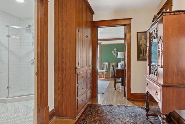 426 E NORTH LAKE STREET, Hancock, WI 54943