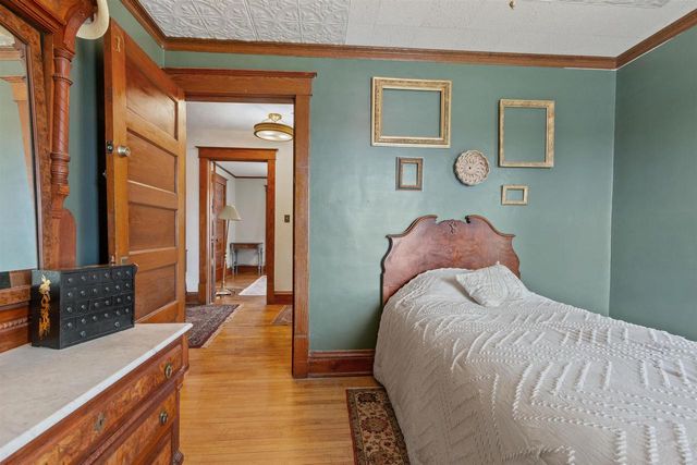 426 E NORTH LAKE STREET, Hancock, WI 54943