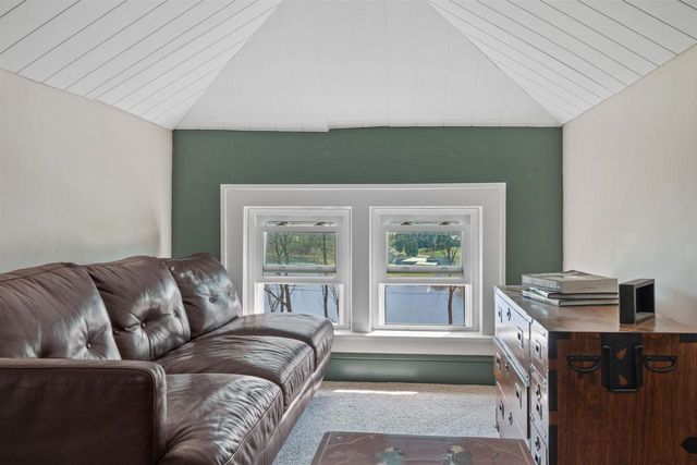 426 E NORTH LAKE STREET, Hancock, WI 54943