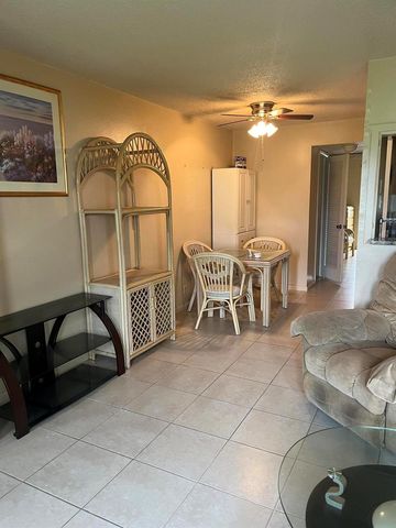 50 DORCHESTER C, West Palm Beach, FL 33417