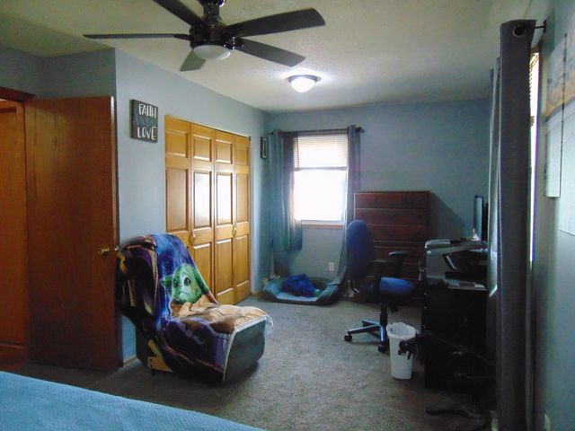 2303 S 12TH Street, Council Bluffs, IA 51501