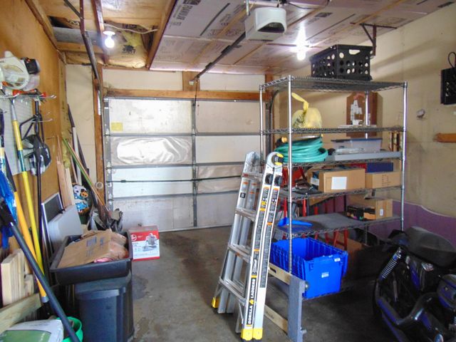 2303 S 12TH Street, Council Bluffs, IA 51501