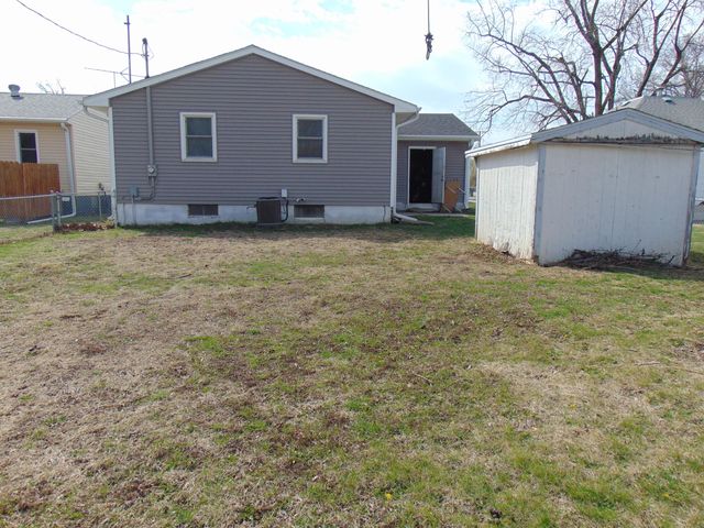 2303 S 12TH Street, Council Bluffs, IA 51501
