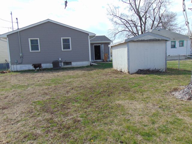 2303 S 12TH Street, Council Bluffs, IA 51501