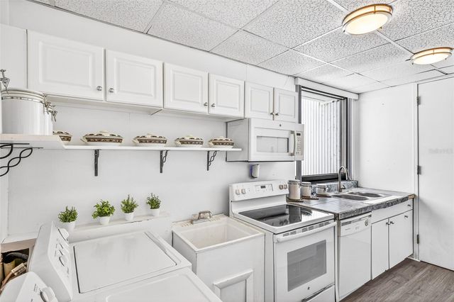 812 SWEETWATER CLUB BOULEVARD, Longwood, FL 32779