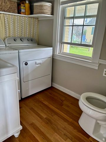 1 Sagamore St, Plymouth, MA 02360