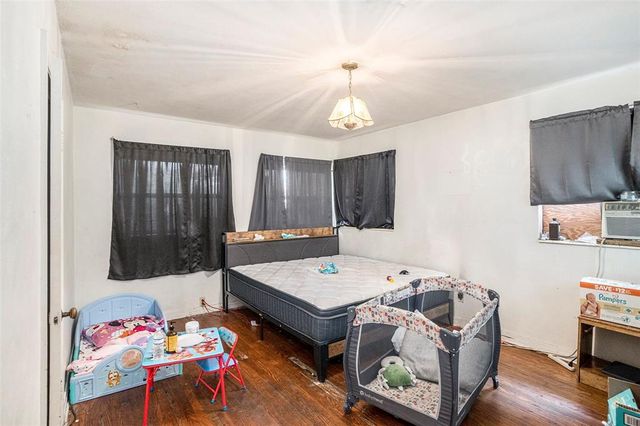 911 E 31ST AVENUE, Tampa, FL 33603