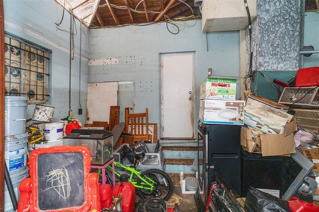 911 E 31ST AVENUE, Tampa, FL 33603