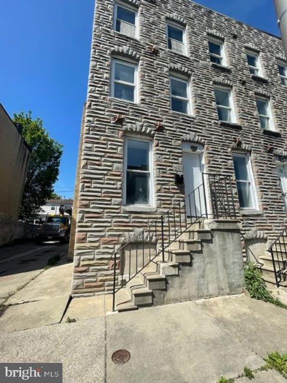 2120 DIVISION ST, Baltimore, MD 21217