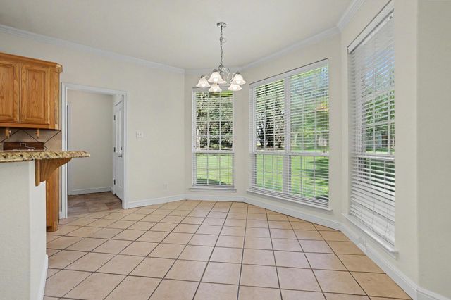 2811 N Shore Drive, Bonham, TX 75418