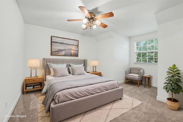 2811 N Shore Drive, Bonham, TX 75418