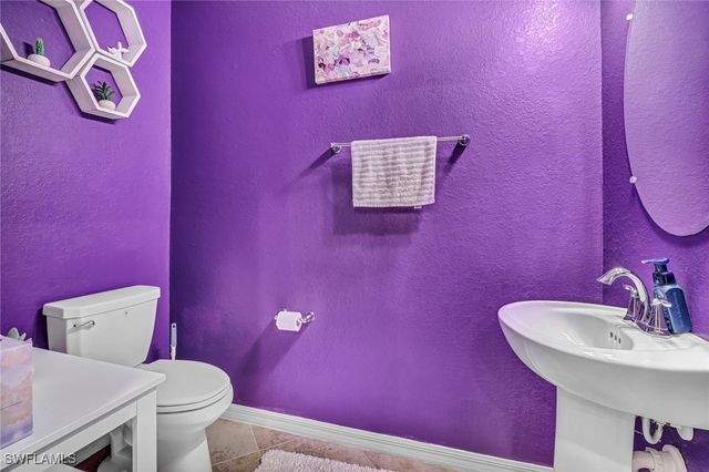 2722 Citrus ST, Naples, FL 34120