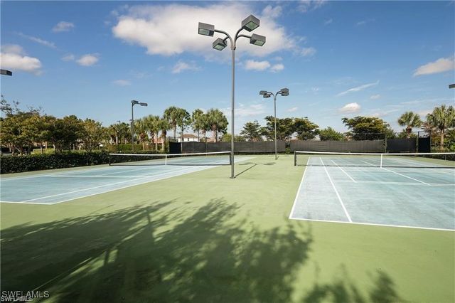 2722 Citrus ST, Naples, FL 34120