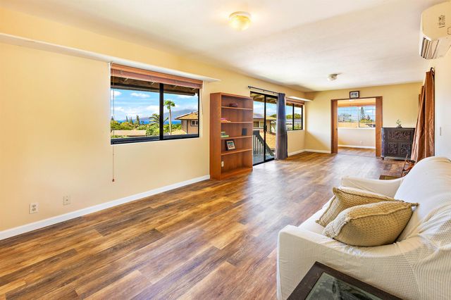 31 Pualu Loop, Lahaina, HI 96761