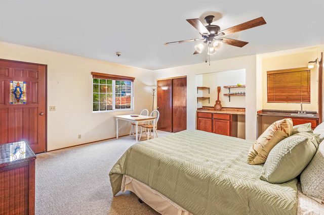 31 Pualu Loop, Lahaina, HI 96761