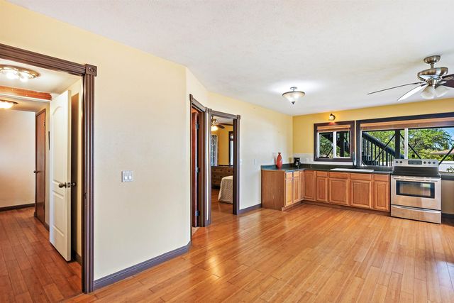 31 Pualu Loop, Lahaina, HI 96761