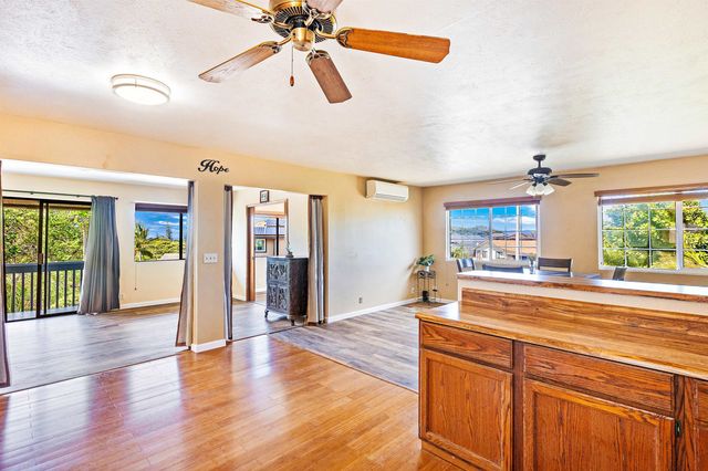 31 Pualu Loop, Lahaina, HI 96761