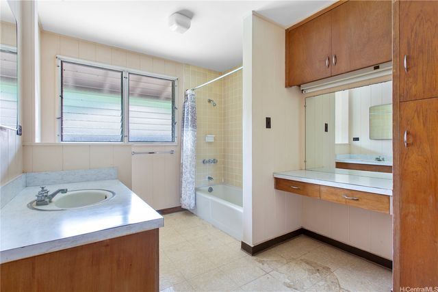 2522 Liliha Street, Honolulu, HI 96817