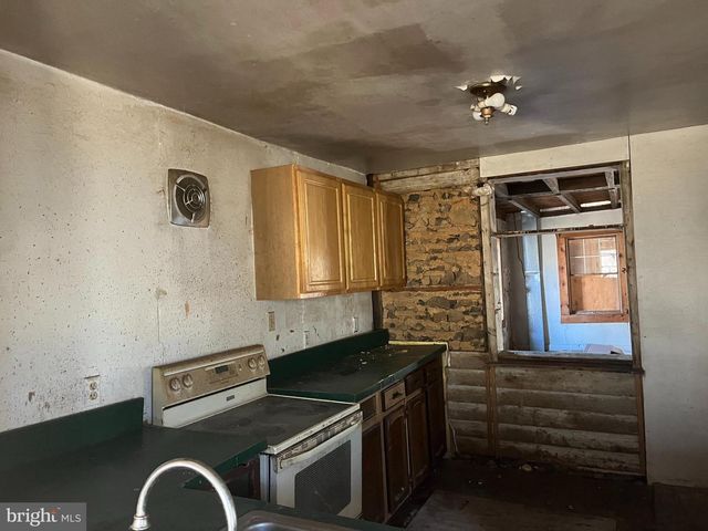 1165 APPLE RD, Quakertown, PA 18951